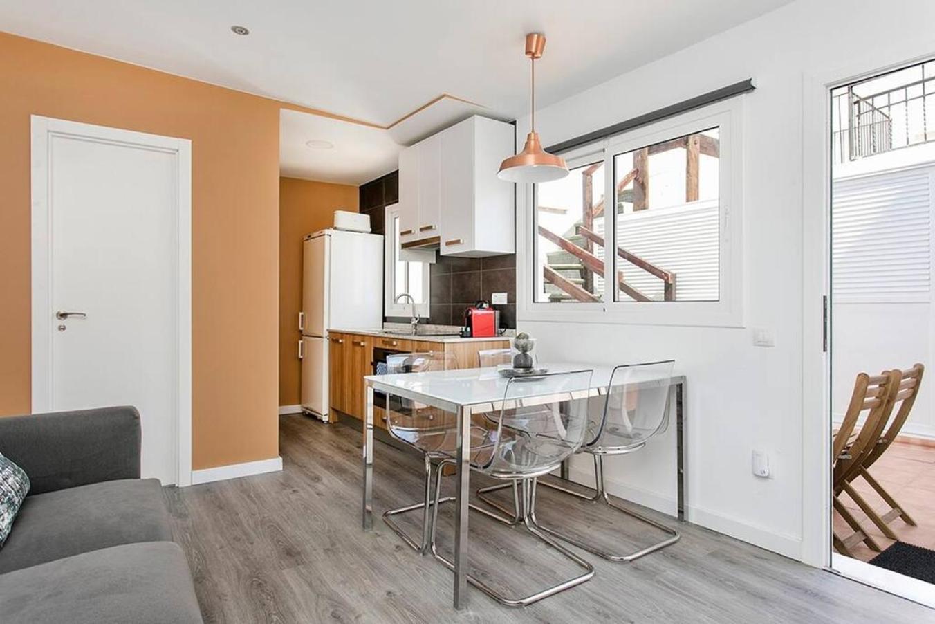 Cozy&New With Terrace L'Hospitalet de Llobregat Exterior foto